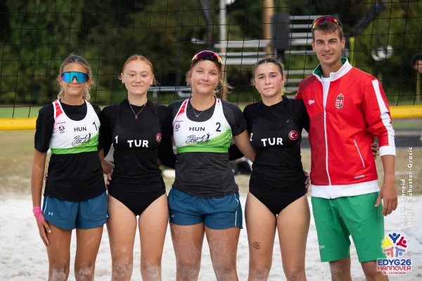 2026-08-20_Beachvolleyball_Group_game-55.jpg