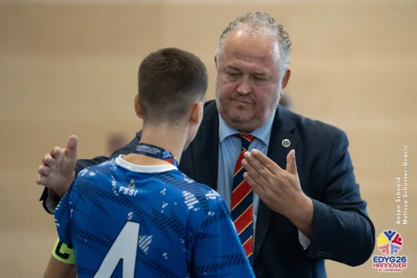 2026-08-22_Futsal_Siegerhrung-33.jpg