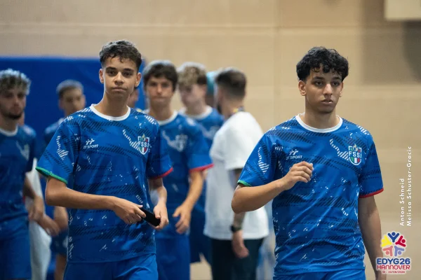 2026-08-22_Futsal_Siegerhrung-30.jpg